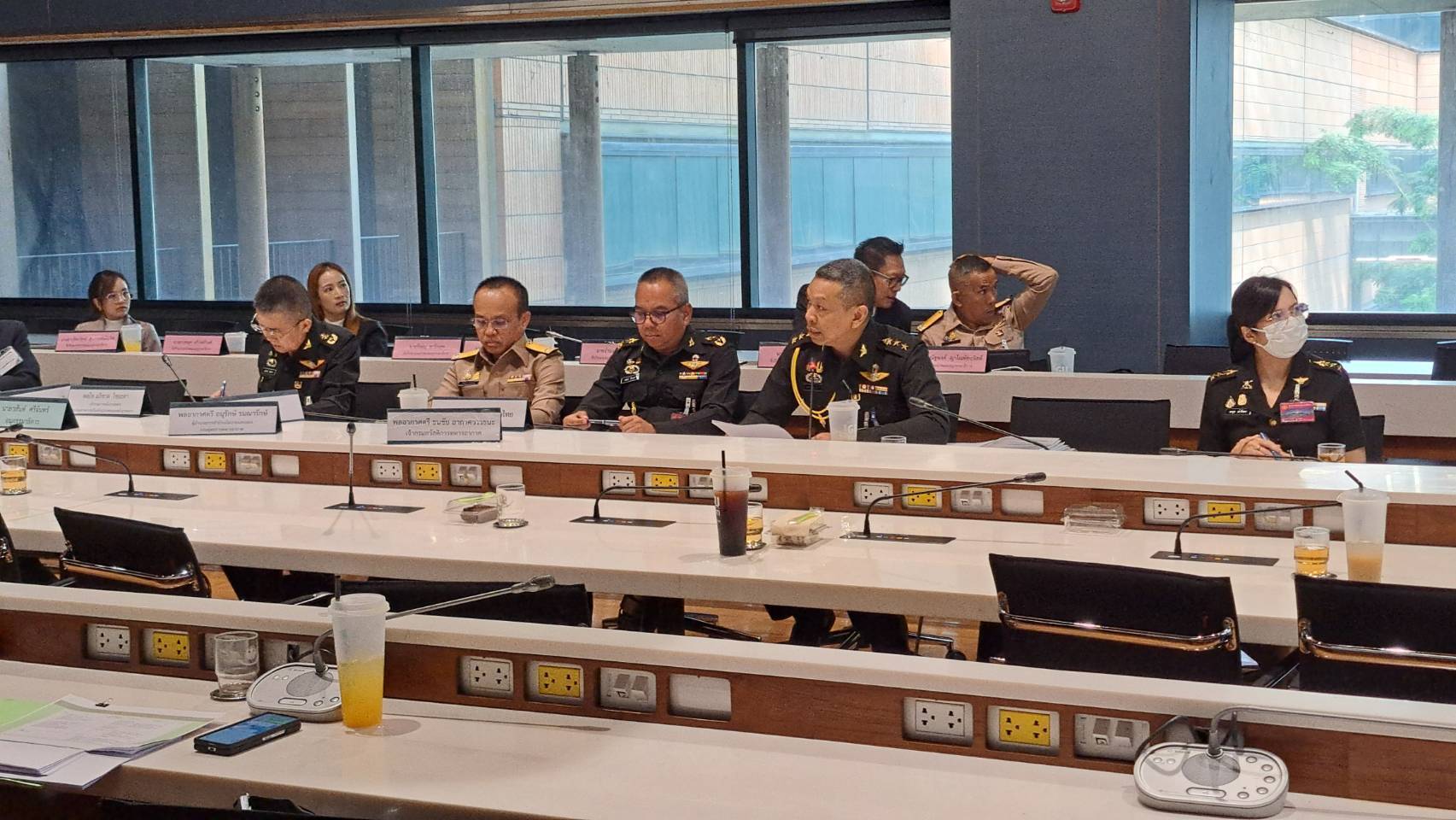 การประชุมร่วมกับคณะอนุกรรมาธิการพิจารณาศึกษาการดำเนินกิจการด้านพลังงานของกองทัพ