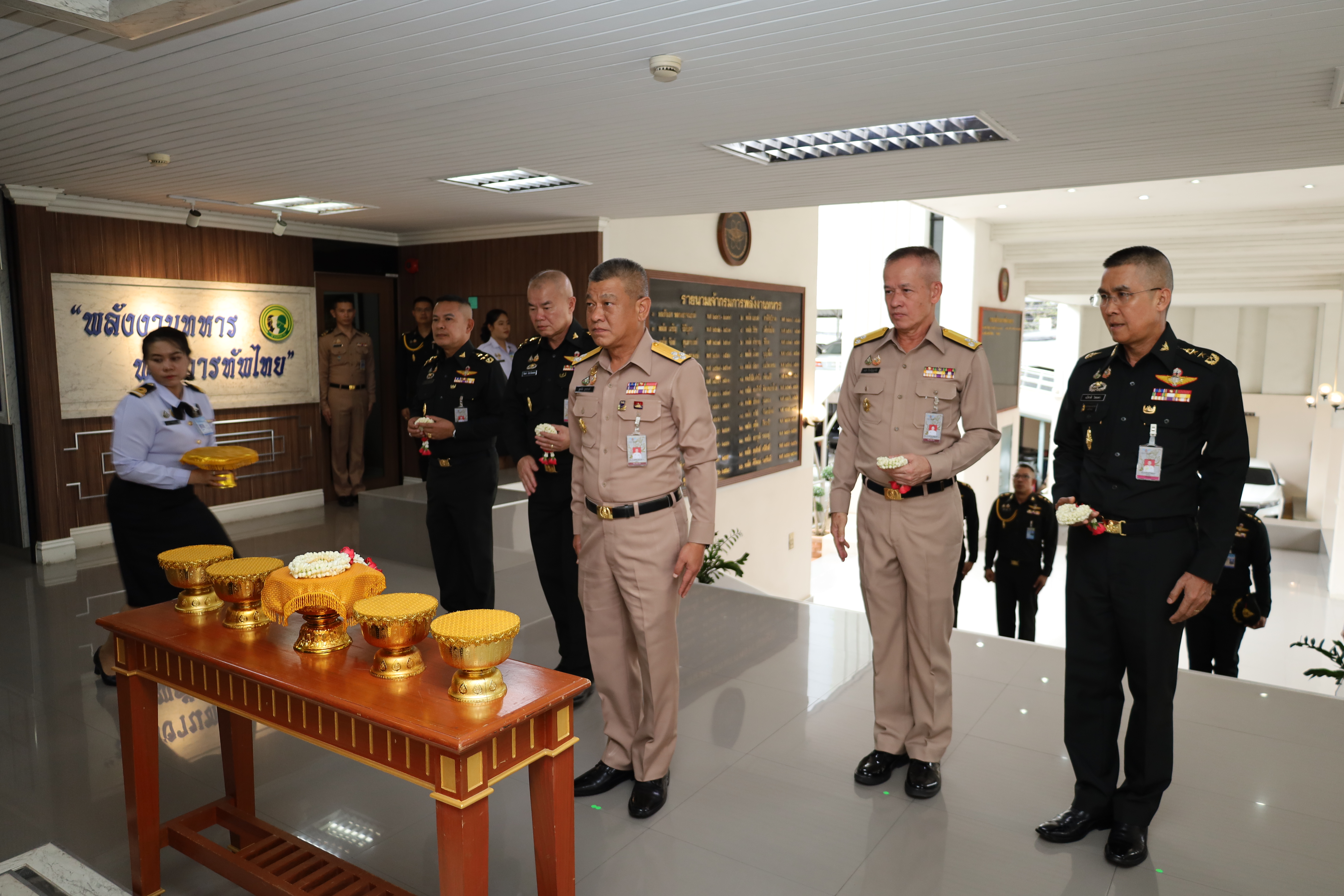 รองปลัดกระทรวงกลาโหม กรุณาตรวจเยี่ยม กรมการพลังงานทหาร