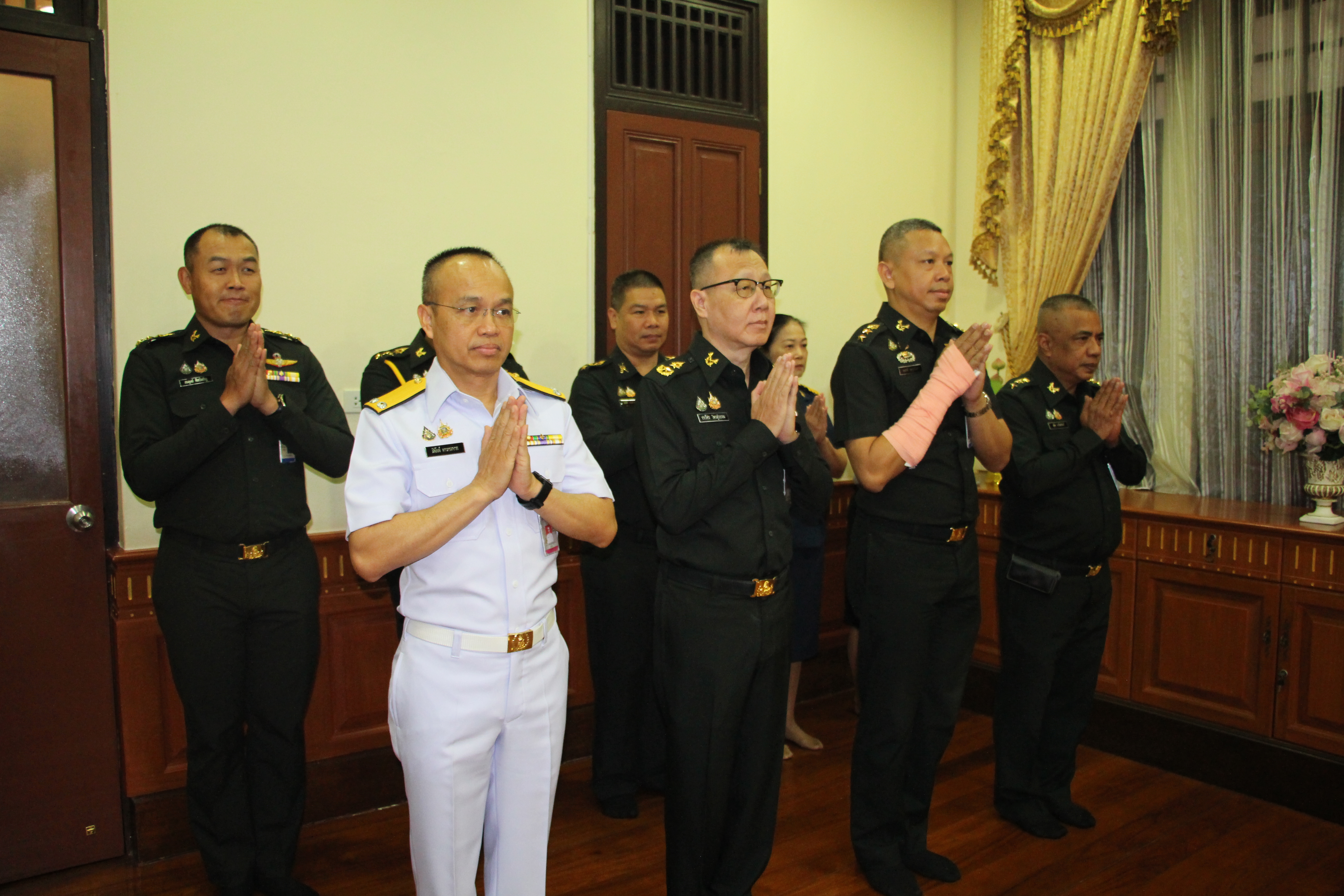 พิธีประดับยศนายทหารสัญญาบัตร