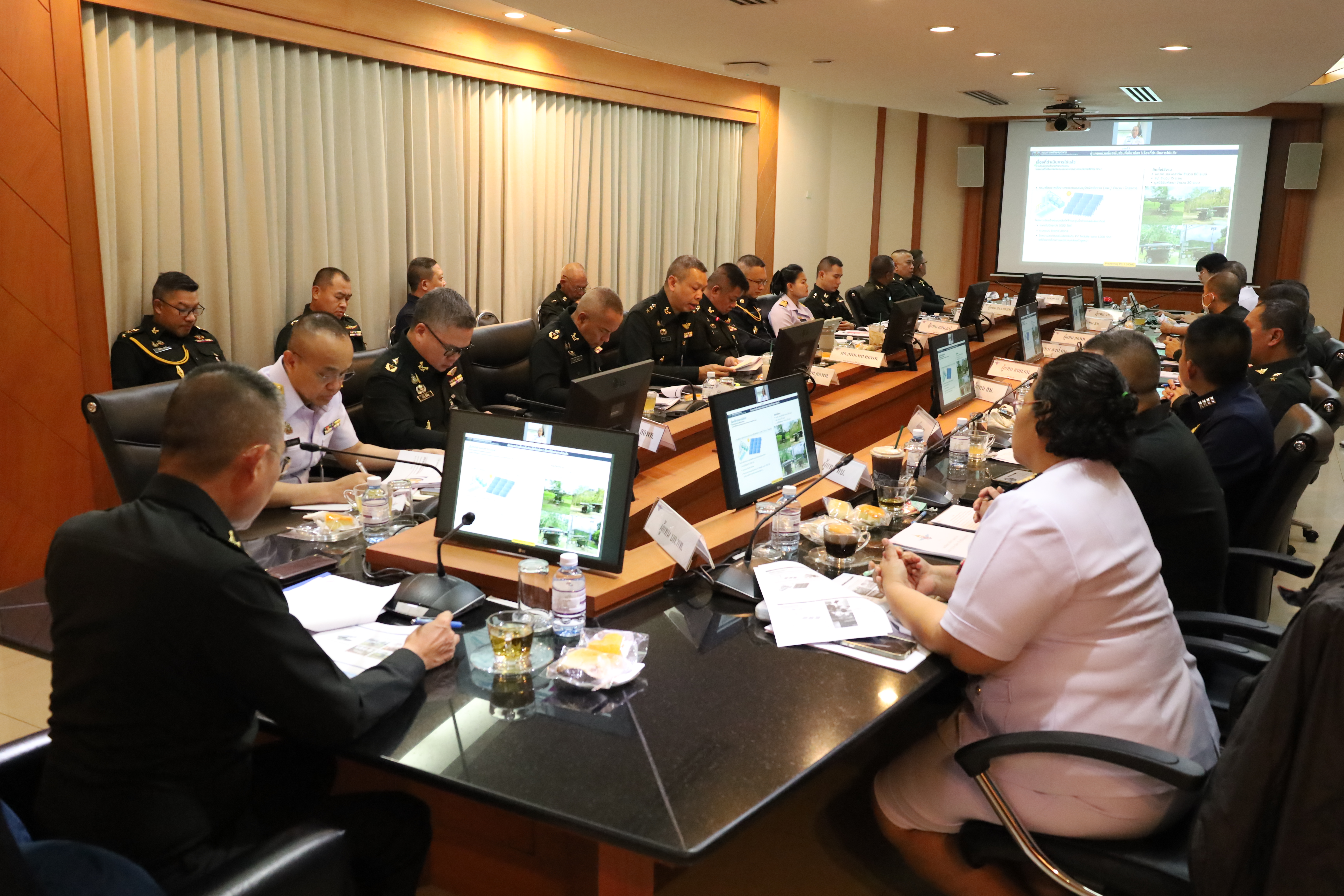 การประชุมเตรียมการจัดทำร่างแผนพัฒนาพลังงานสะอาดและการบริหารจัดการก๊าซเรือนกระจกของกระทรวงกลาโหม