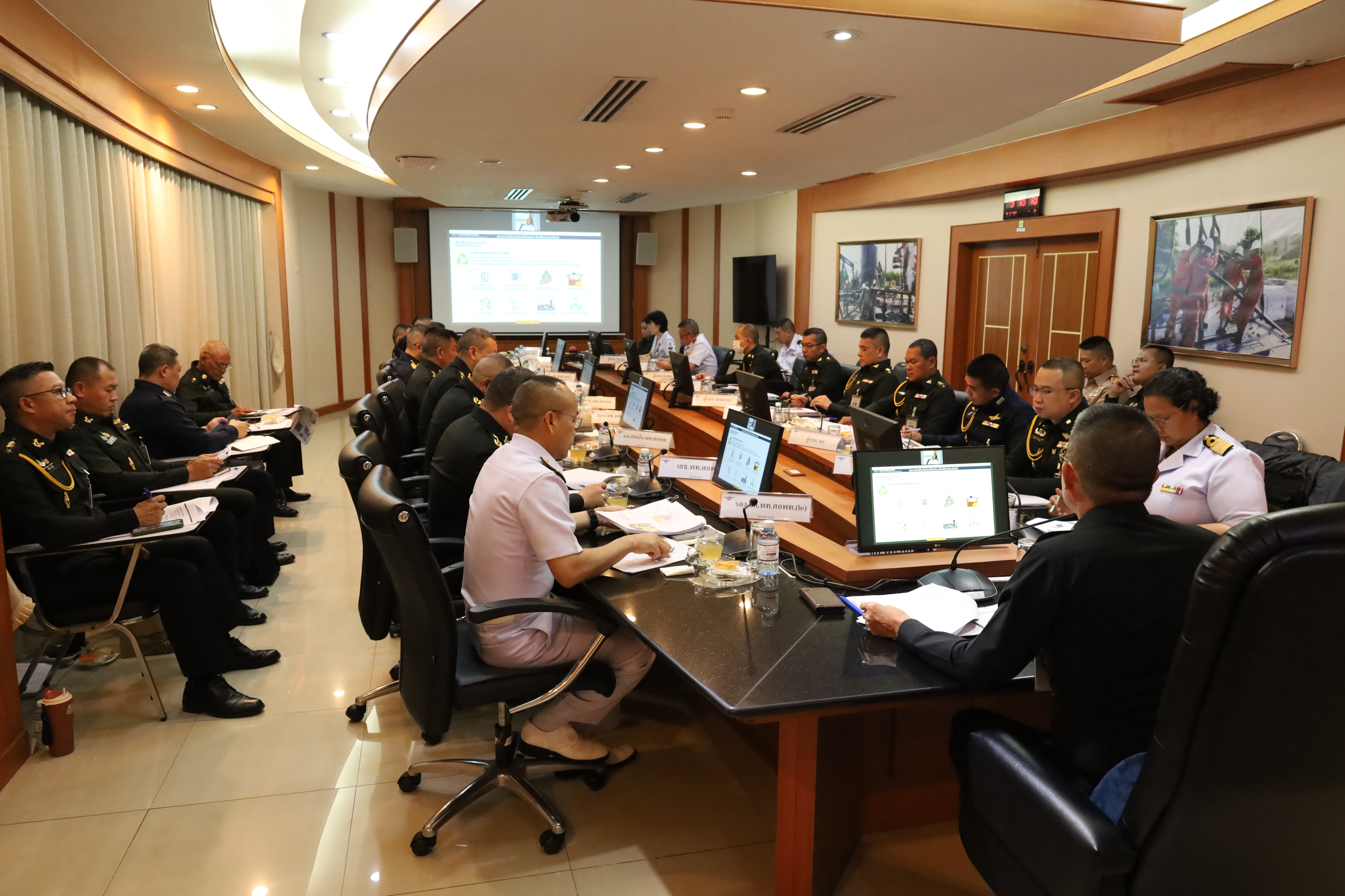 การประชุมเตรียมการจัดทำร่างแผนพัฒนาพลังงานสะอาดและการบริหารจัดการก๊าซเรือนกระจกของกระทรวงกลาโหม