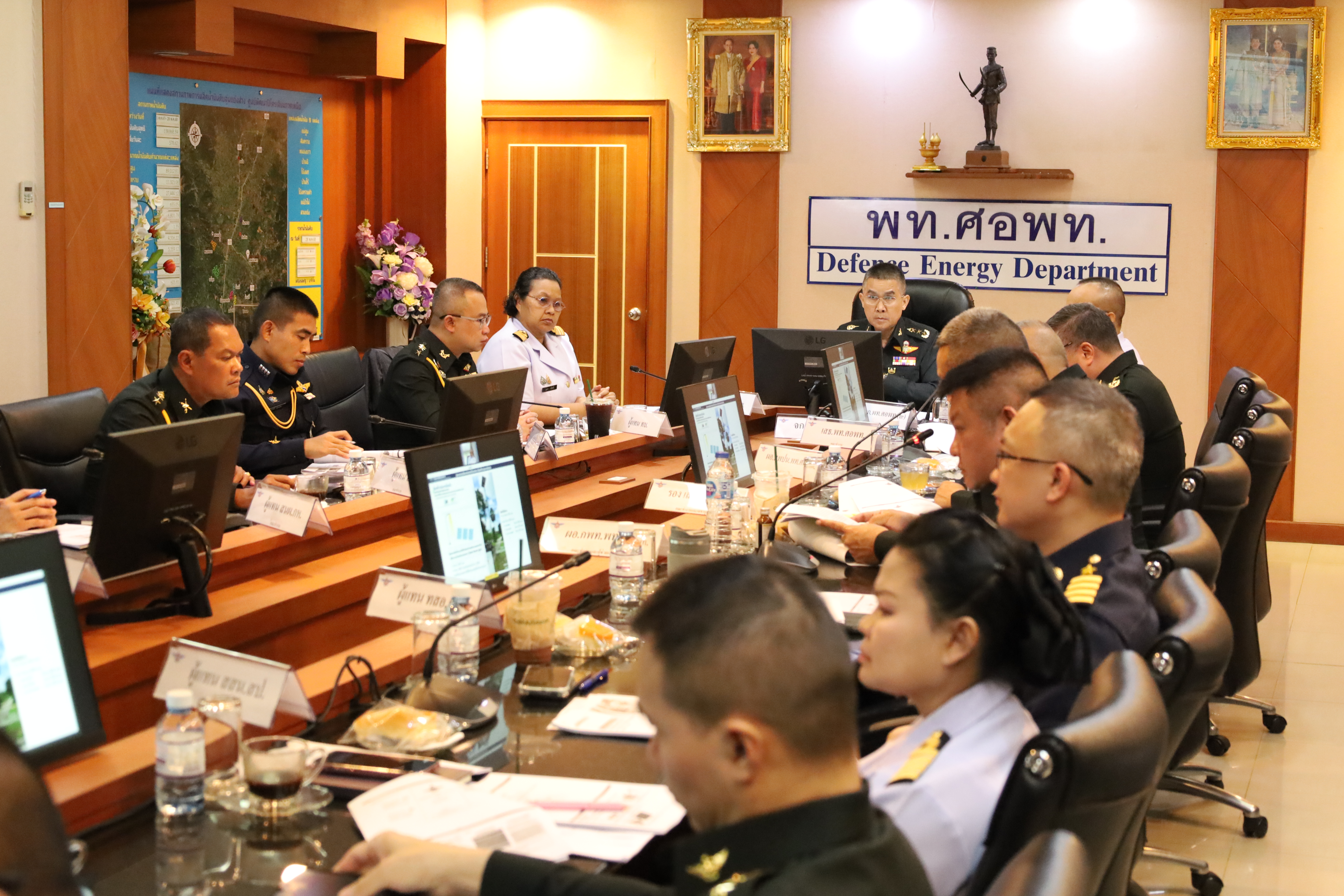 การประชุมเตรียมการจัดทำร่างแผนพัฒนาพลังงานสะอาดและการบริหารจัดการก๊าซเรือนกระจกของกระทรวงกลาโหม