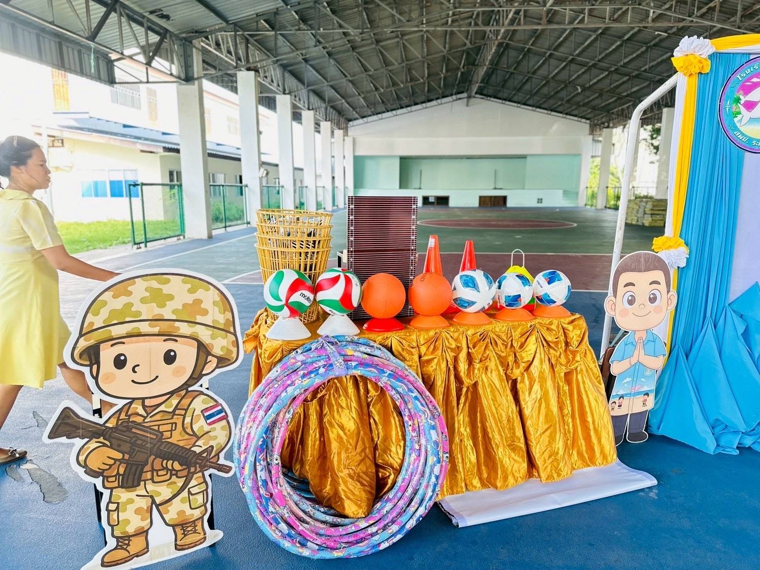 กรมการพลังงานทหาร สานสัมพันธ์ชุมชน มอบอุปกรณ์กีฬาแก่โรงเรียนบ้านพยูน จ.ระยอง