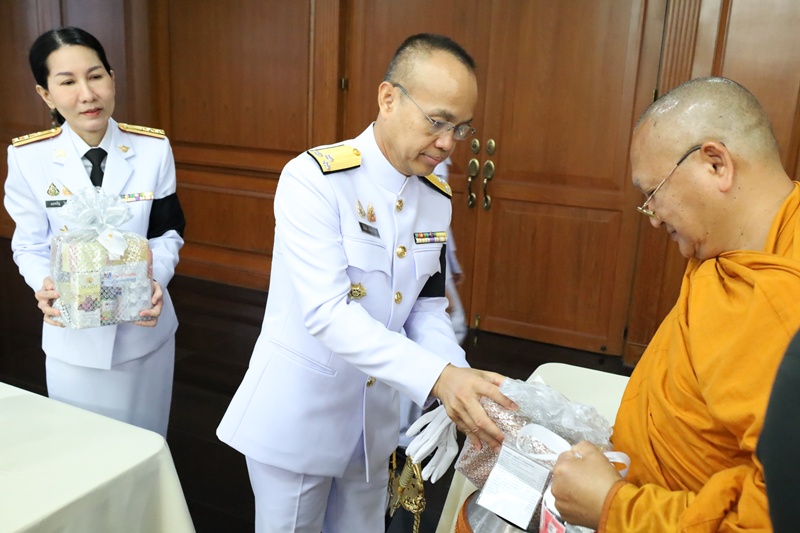เจ้ากรมการพลังงานทหาร นำกำลังพลของหน่วย เข้าร่วม พิธีบำเพ็ญกุศลถวายเป็นพระราชกุศล แด่ สมเด็จพระนางเจ้าสิริกิติ์ พระบรมราชินีนาถ พระบรมราชชนนีพันปีหลวง ในวาระครบ 15 วัน (ปัณรสมวาร) แห่งการสวรรคต