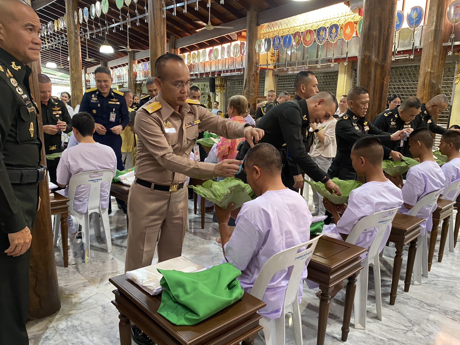 กิจกรรมอุปสมบทหมู่ เทิดทูนสถาบันพระมหากษัตริย์ เพื่อเฉลิมพระเกียรติถวายเป็นพระราช กุศล แด่สมเด็จพระนางเจ้าฯ พระบรมราชินี เนื่องในโอกาสมหามงคล เฉลิมพระชนมพรรษา 4 รอบ
